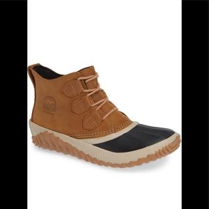 SOREL OUT N ABOUT PLUS WATERPROOF BOOTIE SZ 7.5